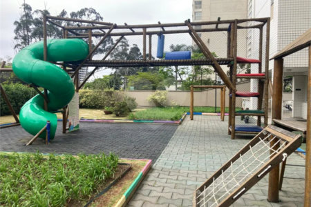 Apartamento para alugar com 4 quartos, sendo 2 suítes, em Jardim Marajoara, São Paulo, SP