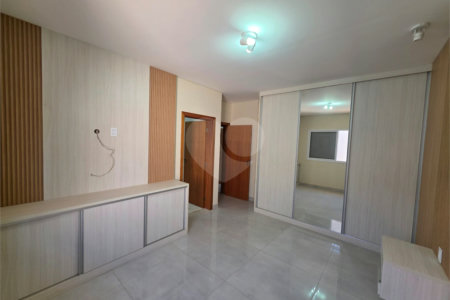 Casa no Village Damha III, 3 quartos 2 suítes
