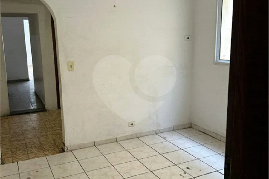Excelente sobrado para comércio ou residência na Vila Santa Catarina