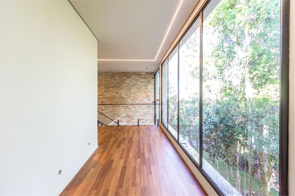 Casa à venda com 4 suítes no condomínio Jardim das Palmeiras, Bragança Paulista - SP