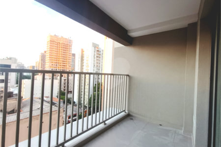 Studio de 22m2 com sacada à venda na Vila Mariana