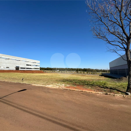 Terreno Comercial á venda em Parque tecnológico Damha II, em São Carlos.