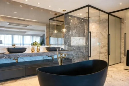 Deslumbrante apartamento duplex pronto para mudar no Itaim Bibi com 242M2, 2 suítes, 3 vagas