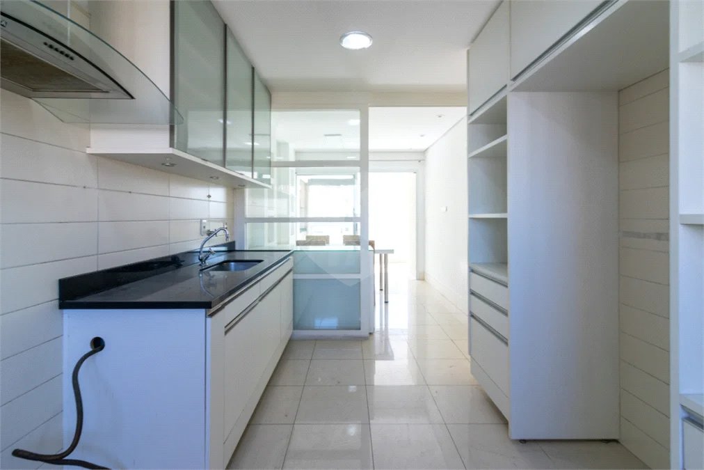Vila Andrade / Jardim Sul - 4 dormitórios | 2 suítes | 3 vagas | depósito