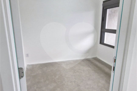 STUDIO NA MOOCA NOVO - ACEITA PERMUTA