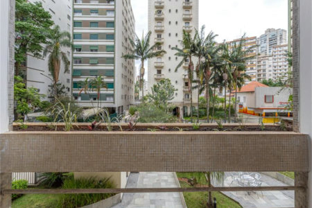 Reformado! TodoMobiliado ! Ar cond. ! 145 m2 úteis! Av Paulista á 2 quadras! Tudo perto!