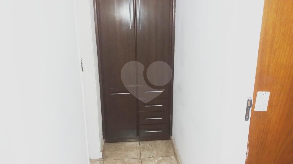 Sobrado de 105m2 à venda com 3 dormitórios na Vila Santa Catarina