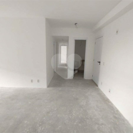 Apartamento novo com 129m² na Mooca com 2 suítes e 2 vagas.