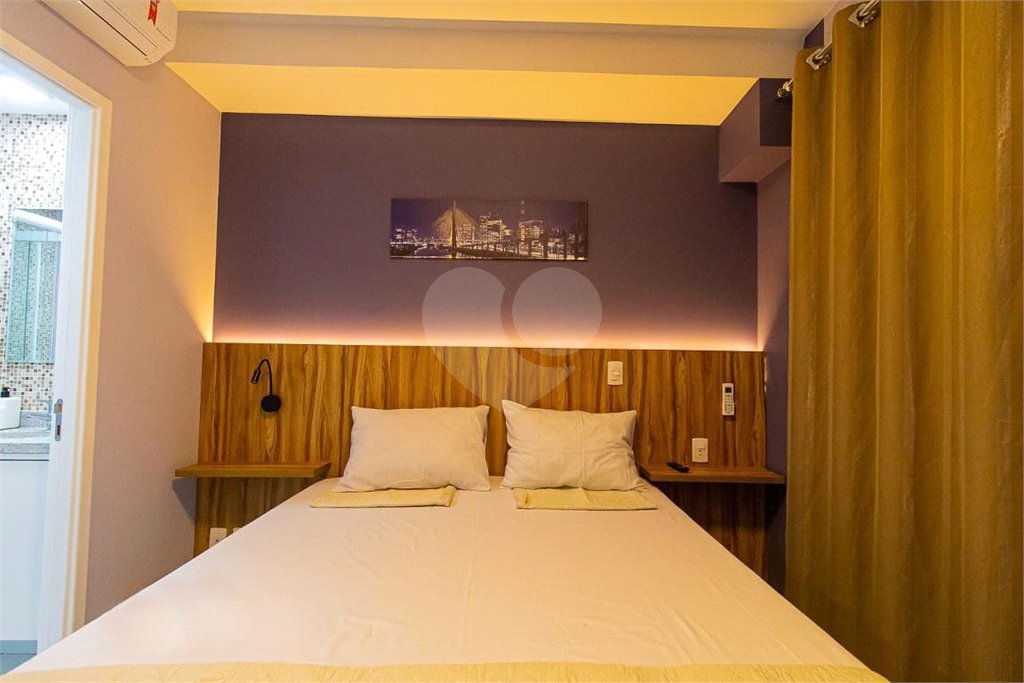 Apartamento á venda com 22m² - Centro.