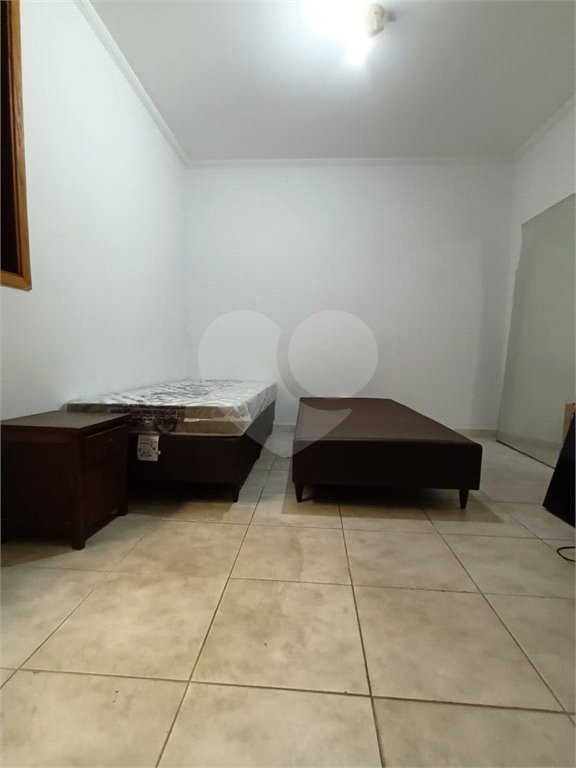 Casa térrea com duas edículas para venda - Saúde, SP.