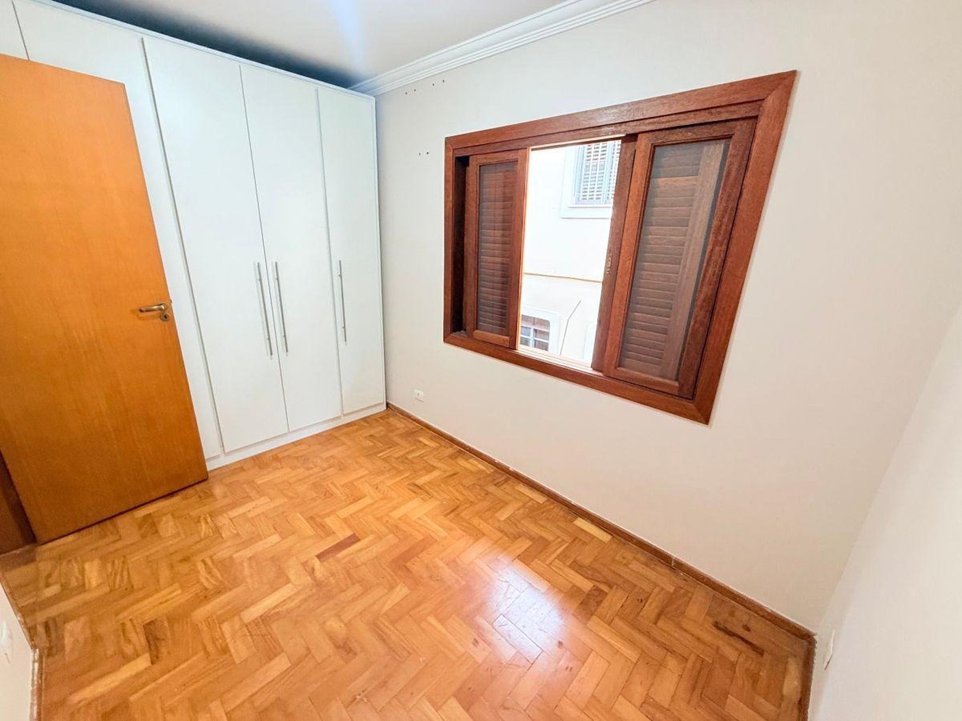 Casa à venda com 3 quartos, sendo 1 suíte,  em Jardim Olympia, São Paulo, SP