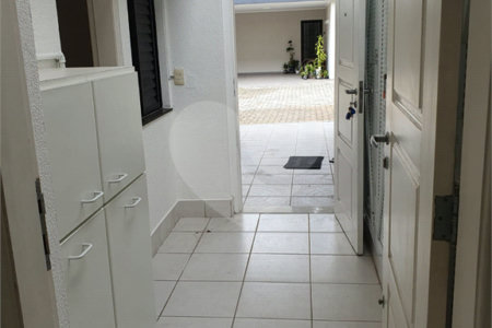 Casa à venda com 2 quartos, sendo 1 suíte, no condomínio Flamboyant, São Paulo - SP