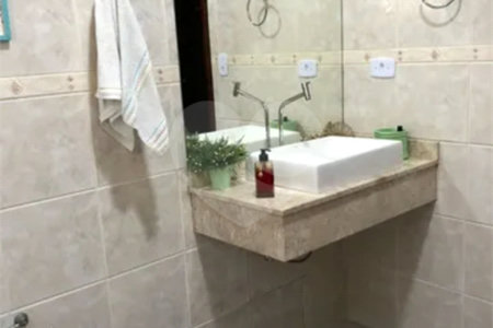 A VENDA SOBRADO, 100M², 3 DORMITORIOS 2 SENDO SUITE, 3 BANHEIROS, 2 VAGAS DE GARAGEM, SÃO JOSÉ DOS C