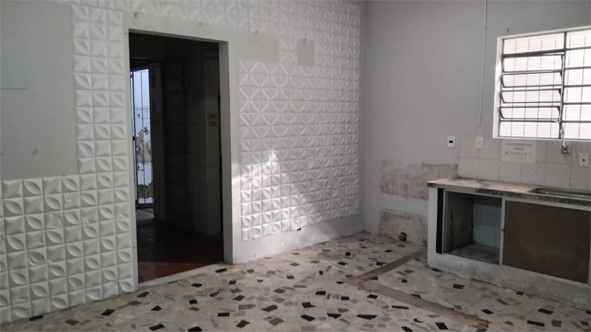 Sobrado à venda com 3 quartos, sendo 1 suíte, em Jardim Bonfiglioli, São Paulo, SP