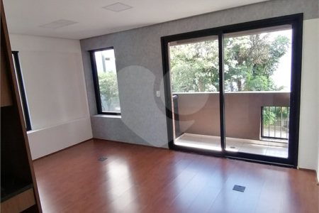 SALA COMERCIAL TOP, VENDA OU LOCAÇÃO, METRÔ VERGUEIRO COM 28,76m2