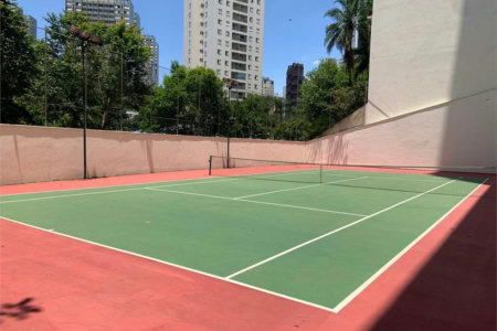 Apartamento à venda ou para alugar com 3 suítes em Morumbi, São Paulo, SP
