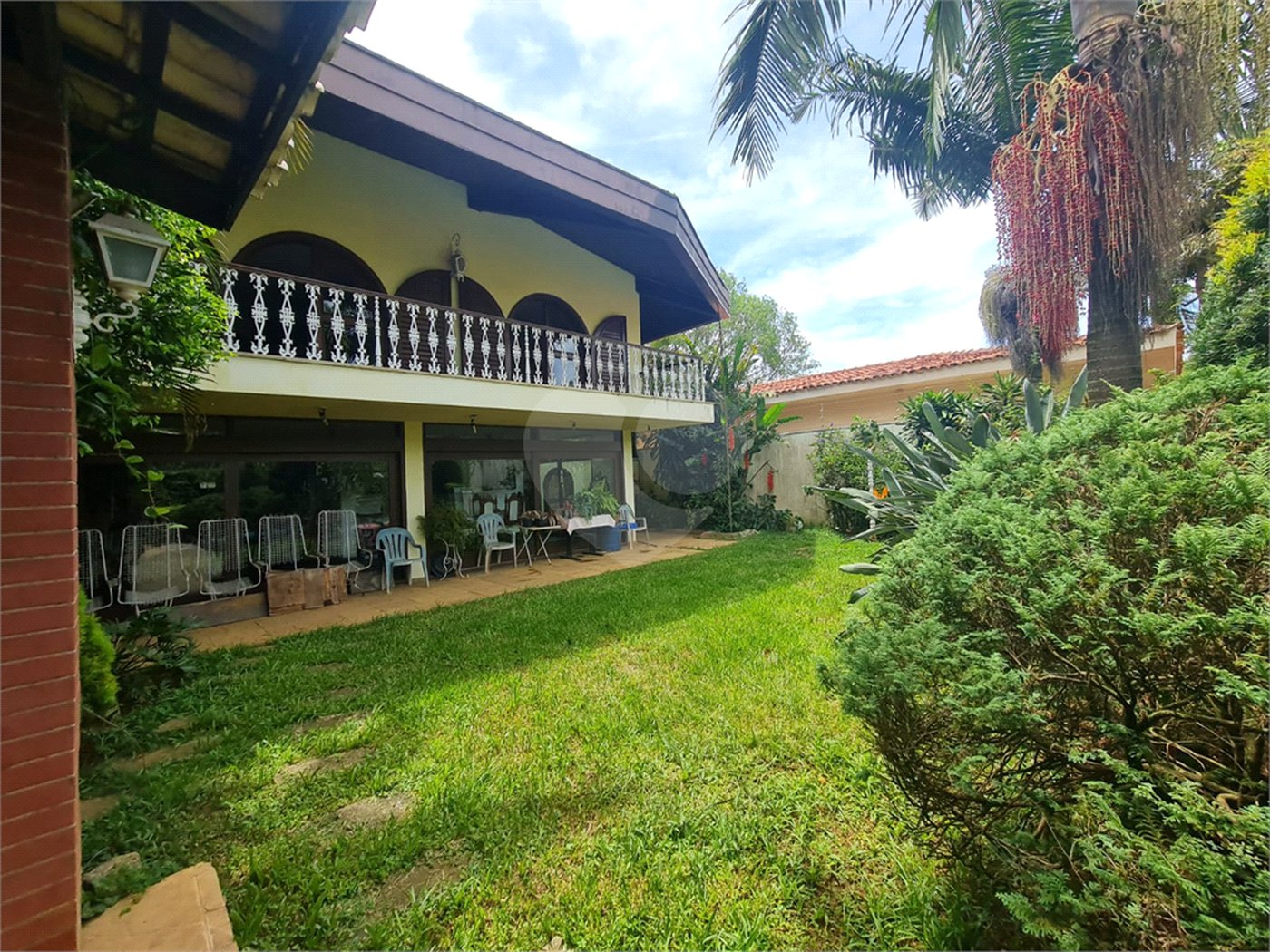 Casa à venda com 3 quartos, sendo 1 suíte, em Interlagos, São Paulo, SP
