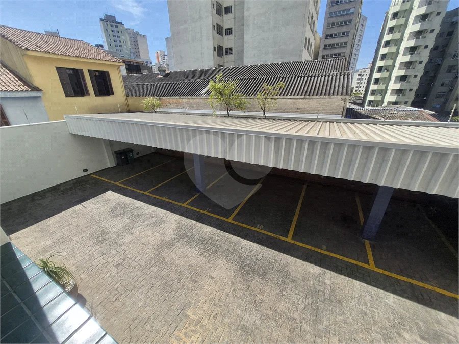 Apartamento 2 quartos, sacada e vaga em Santa Cecília