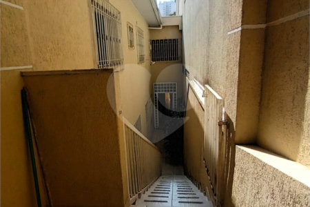 Casa térrea com duas edículas para venda - Saúde, SP.