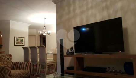 Apartamento à venda com 3 quartos, sendo 1 suíte,  em Vila Andrade, São Paulo, SP