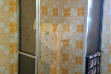 Apartamento com 83m² , 2 dormitórios , 2 vagas , à venda no bairro Cerâmica em São Caetano do Sul.