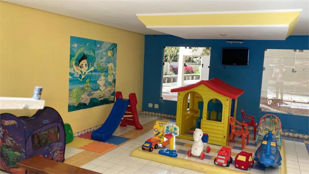 Apartamento à venda com 4 quartos, sendo 3 suítes,  em Cidade São Francisco, São Paulo, SP