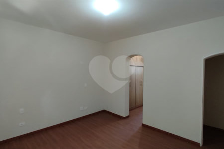Apartamento de 3 dormitórios à Venda - Jardim Bethânia