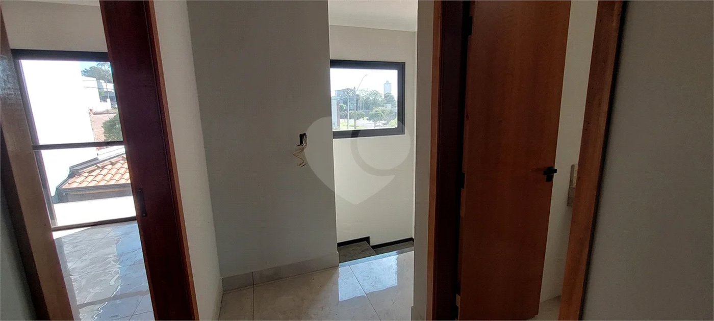 Casa à venda com 3 quartos, sendo 1 suíte,  no condomínio Residencial Mônaco, Piracicaba - SP