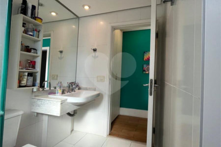 Vista definitiva para o verde, varanda gourmet integrada e um dos apartamentos mais exclusivos da Vila Mariana