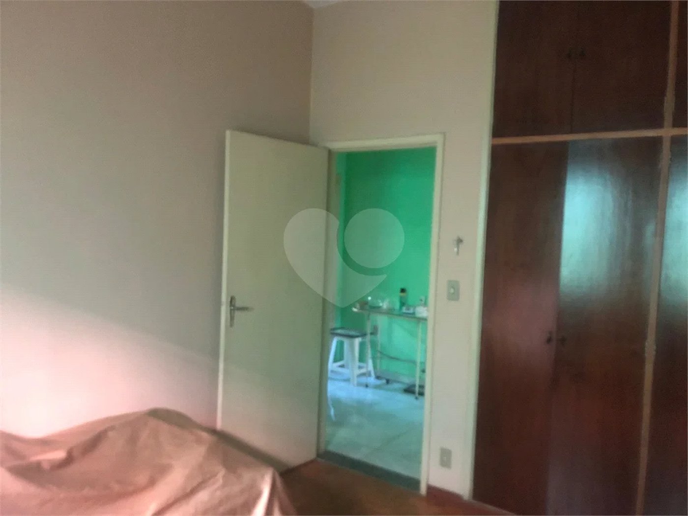 Ótima casa térrea a venda, 2 quartos e 2 vagas de garagem Jd Maristela