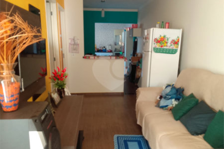 Linda casa no Condomínio Moradas 3