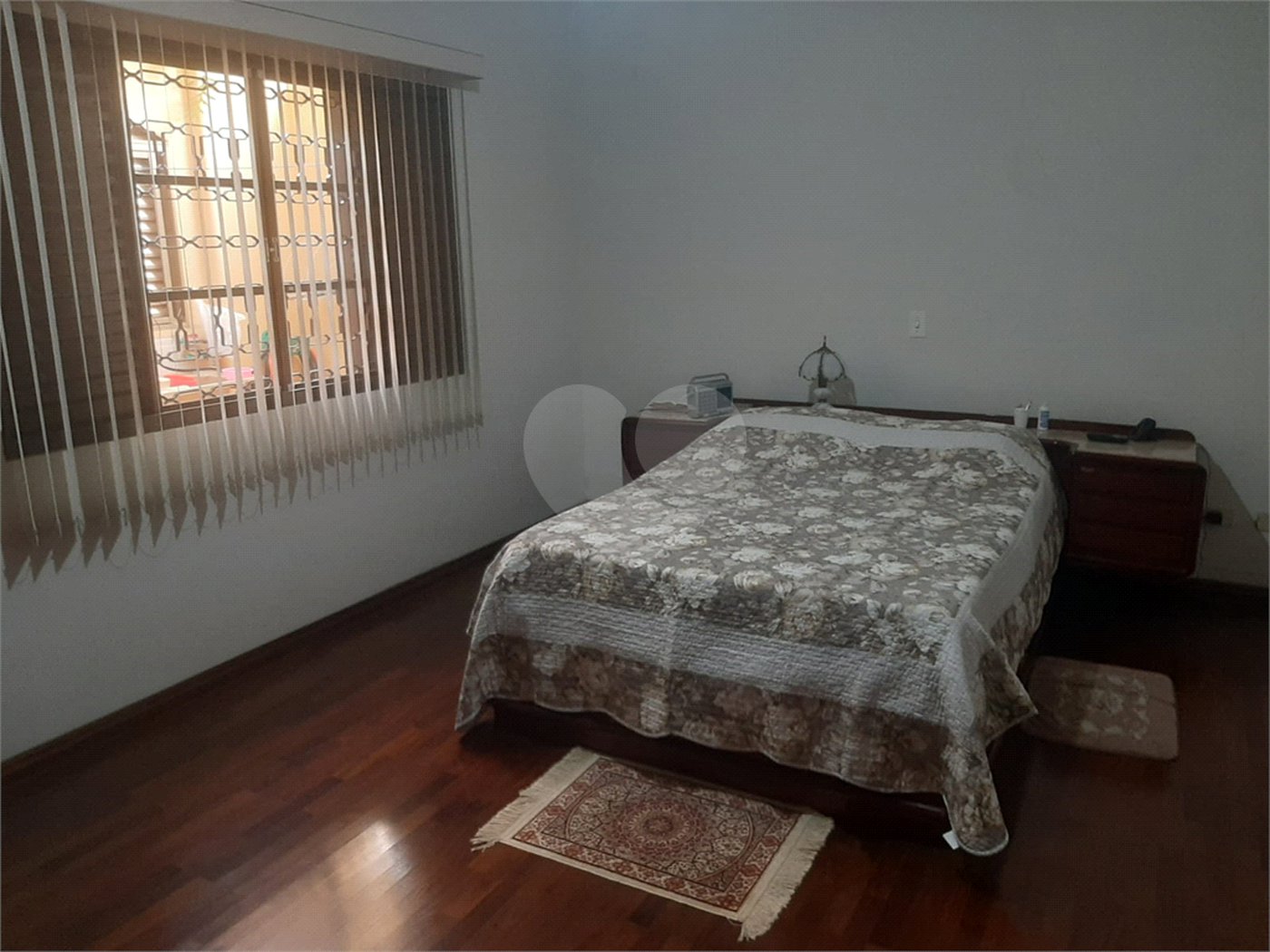 Bela casa com boa localização no bairro Portal do Sol