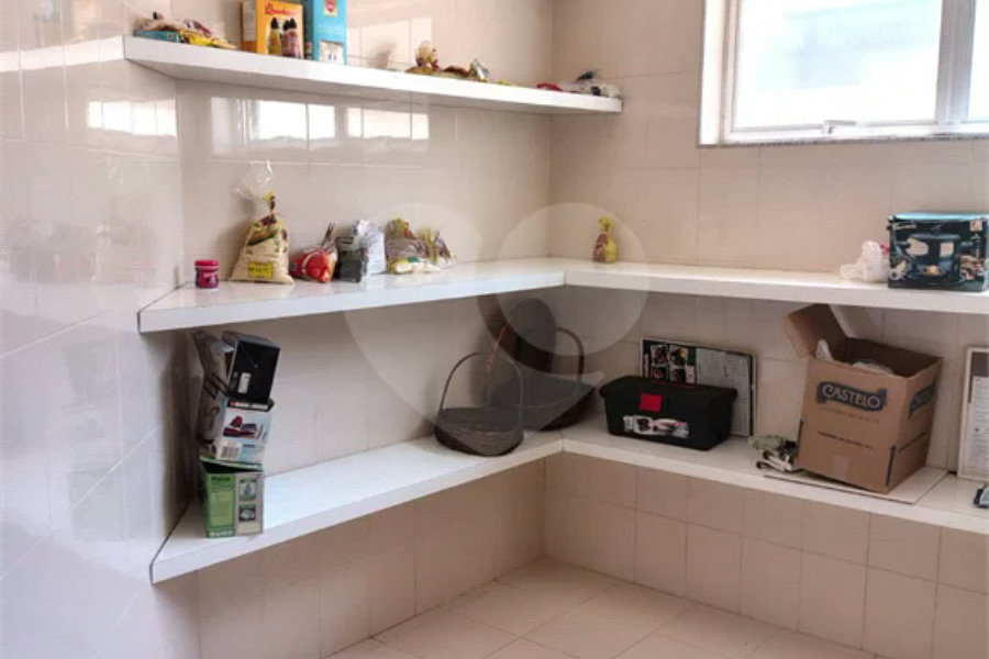 Casa à venda ou para alugar com 5 quartos, sendo 2 suítes, em Jardim Dos Estados, Poços de Caldas - MG