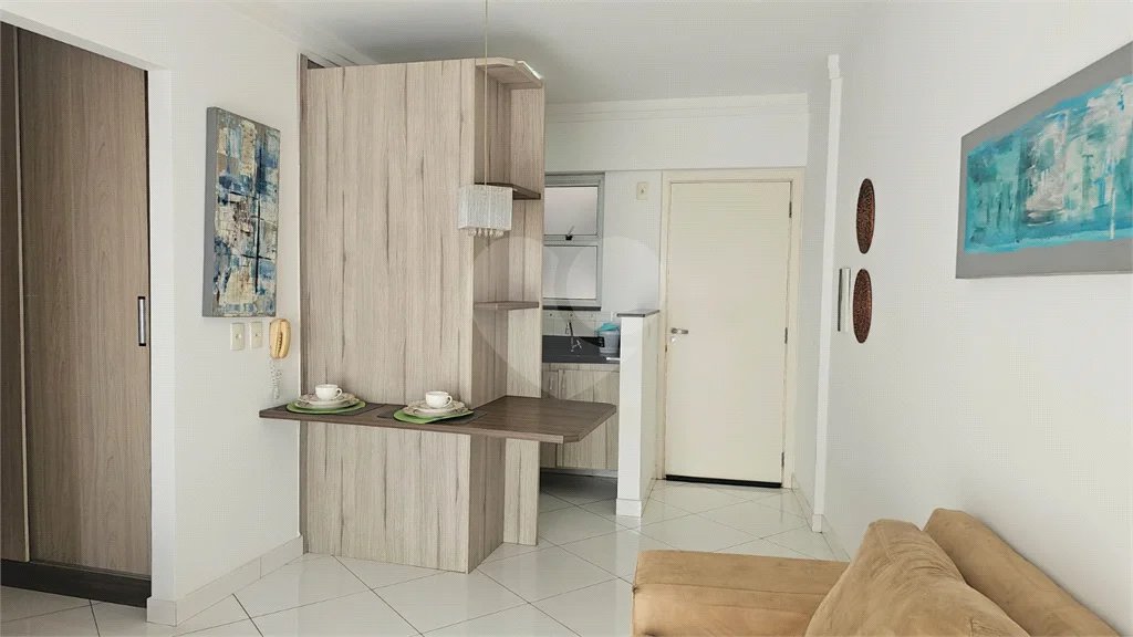 Apartamento mobiliado disponível para locação - em excelente localização na Av. Independência em Piracicaba.