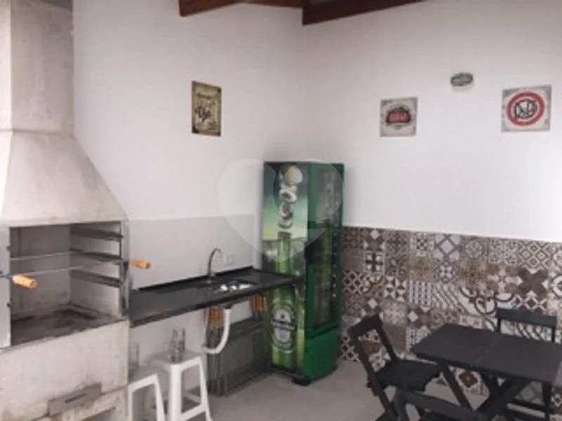 Sobrado novo nunca habitado.