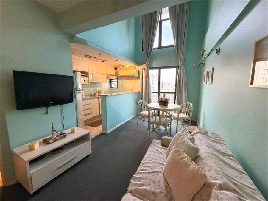 Apartamento com 1 dormitório com 1 vaga de garagem