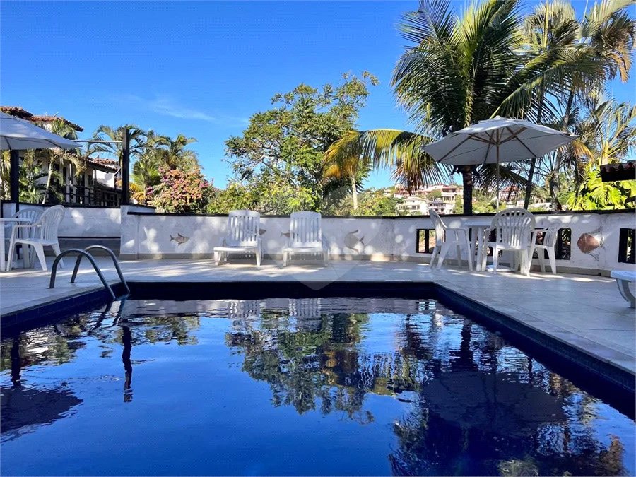 Casa à venda com 2 quartos, sendo 1 suíte, em Geribá, Armação dos Búzios, RJ