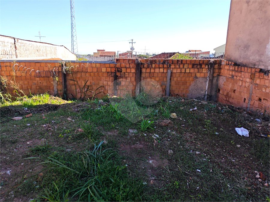 Oportunidade Comercial: Terreno de 525m² em Localização Estratégica no Parque Sissi!