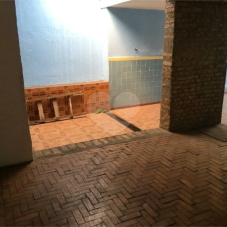 Excelente Casa Comercial no Anália Franco Terreno para LOCAÇÃO e COMPRA.