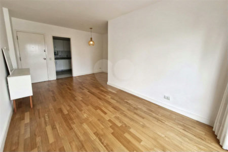 ÓTIMO APARTAMENTO 76 m² ÚTEIS REFORMADO 1 VAGA DE GARAGEM