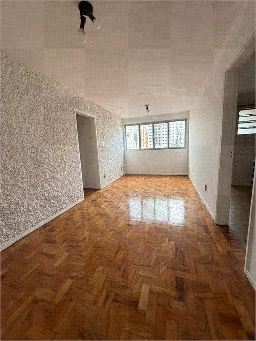 Apartamento à venda com 2 quartos em Vila Madalena, São Paulo, SP