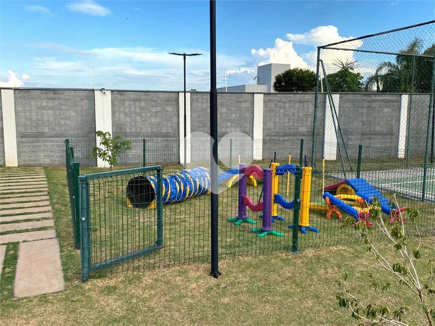 Lote à venda no Condomínio Monte das Araucárias