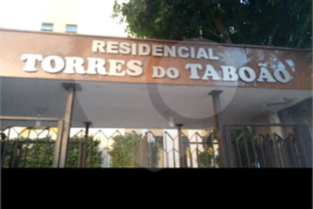 Apartamento à venda no condomínio Torres do Taboão, com 56m²