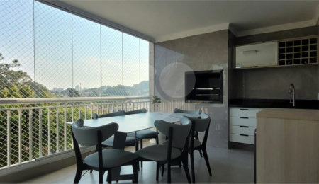 Apartamento à venda com 3 quartos, sendo 1 suíte,  em Vila Canero, São Paulo, SP