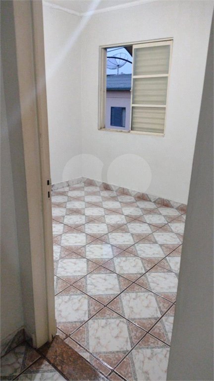 Apartamento com 2 dormitórios.