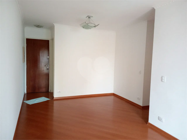 Apartamento para alugar com 3 quartos, sendo 1 suíte,  em Parada Inglesa, São Paulo, SP