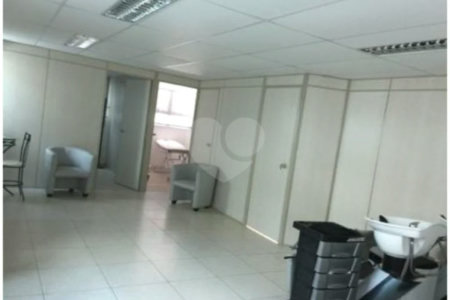 Prédio comercial à venda em Santo André, 1200m²