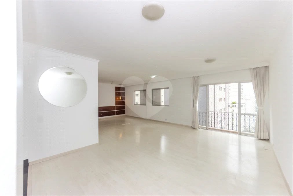 Apartamento à venda com 3 quartos, sendo 1 suíte, em Brooklin, São Paulo, SP