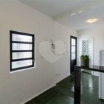 Condomínio com 12 studios , 310m² de área , à venda no bairro do Cambucí.