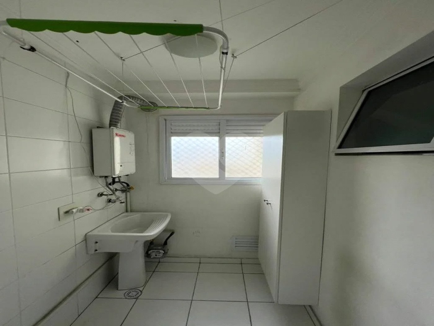 Apartamento à venda com 3 quartos, sendo 1 suíte,  em Vila Guilherme, São Paulo, SP